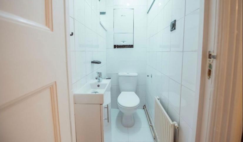 Lovely 3 Bedroom Flat In Marylebone Londra Esterno foto